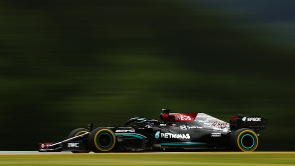 Mercedes, a Silverstone con una nuova veste aerodinamica