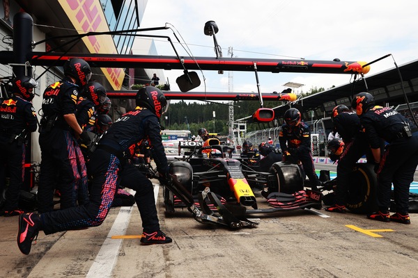 GP Gran Bretagna, Red Bull in guardia per Qualifica Sprint e ritorno Mercedes