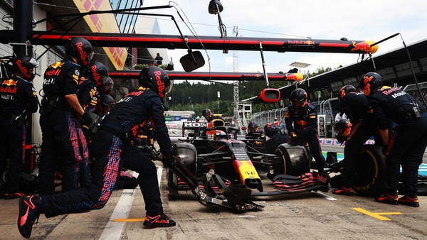 GP Gran Bretagna, Red Bull in guardia per Qualifica Sprint e ritorno Mercedes