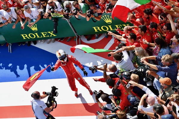Dall'Italia di Mancini alla Ferrari di Leclerc e Sainz: pronti a vincere anche a Silverstone