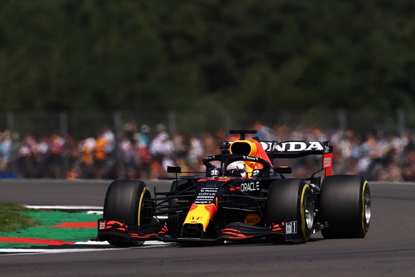 GP Gran Bretagna, FP2: Verstappen davanti alle Ferrari
