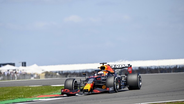 GP Gran Bretagna, Verstappen conquista la Qualifica Sprint