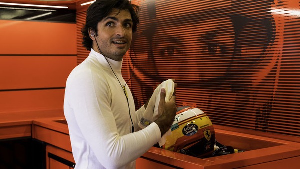 Ferrari, Sainz si "allena" a Fiorano con la SF71H VIDEO