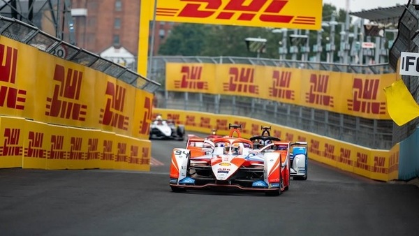 ePrix Londra, gara-2: vince Lynn, Di Grassi supera 7 macchine dalla pitlane