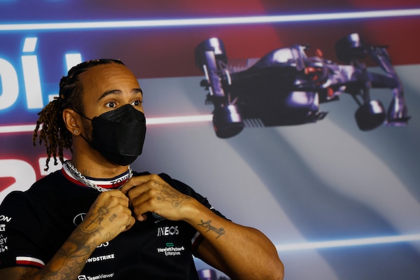 GP Ungheria, Hamilton: "Nulla da dire su Verstappen, il mio focus è sulla gara"
