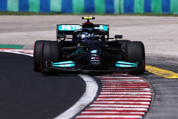 GP Ungheria, FP2: Mercedes al top, male la Ferrari