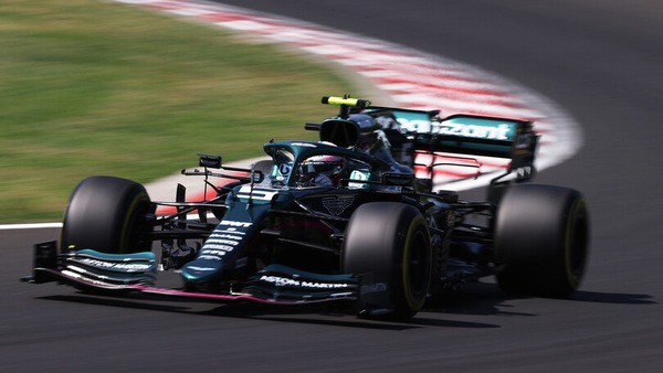 FP2, Vettel: "Bene, ma dobbiamo lavorare sul bilanciamento"