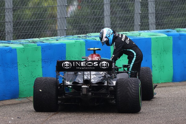 GP Ungheria, Bottas: "Responsabile del maxi incidente, ma tutti commettono degli errori"