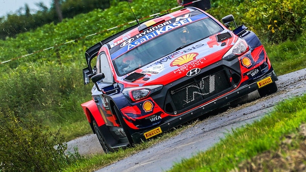 Rally di Ypres: gran dominio della Hyundai con Neuville e Breen