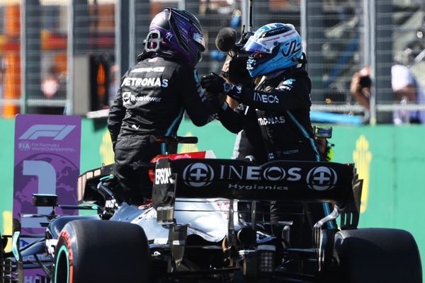 Mercato piloti, Bottas: Hamilton "tifa" per me