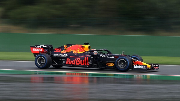 GP Belgio, qualifiche: Verstappen in pole, uno strepitoso Russell è 2°