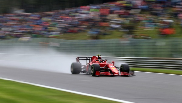 Sainz: "Qualifica difficile, senza grip né temperatura sulle gomme"
