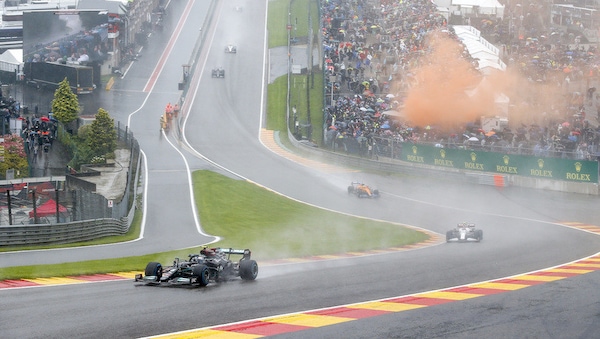 Il GP del Belgio secondo Ecclestone: "Io avrei fatto così. Ha ragione Lewis"