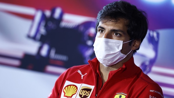 Sainz celebra Raikkonen: "Senza di lui una F1 molto diversa"