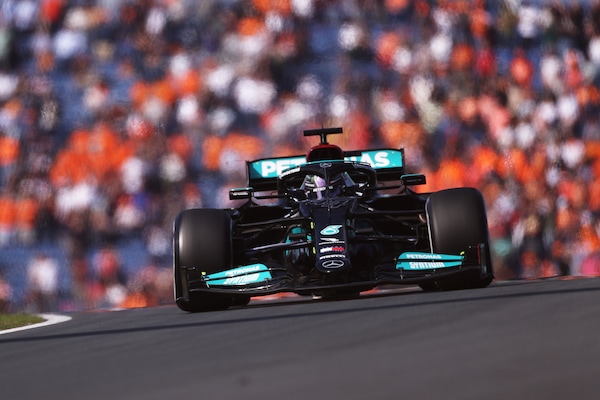 GP Olanda, FP1: Hamilton davanti a Verstappen e alle Ferrari