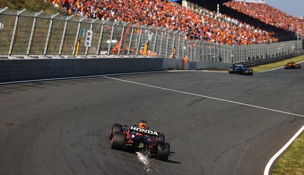 Verstappen: "Forti sul long run, qualifica da mettere a punto"