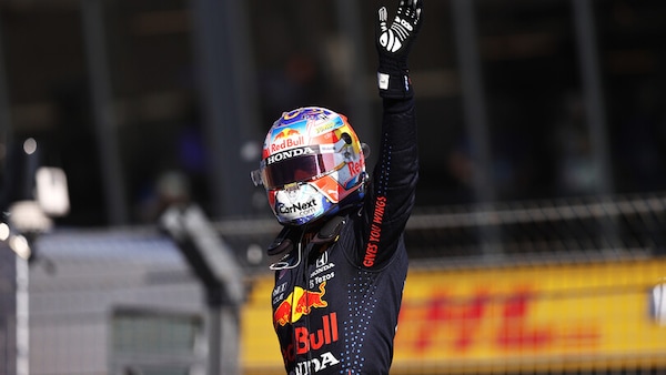 Verstappen, è solo metà dell'opera: "Domani non sarà una gara semplice"