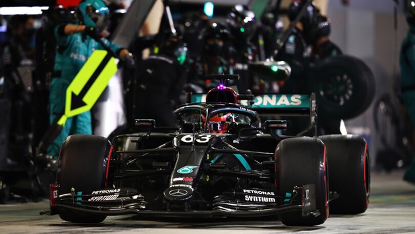 Russell: "Pressione aggiuntiva guidare per la Mercedes? No"