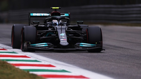 GP Italia, qualifiche: Bottas davanti ad Hamilton, Ferrari in 4° fila