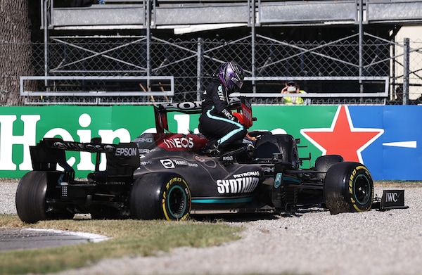 Hamilton su Max: "Mossa opportunistica, sapeva come sarebbe finita"