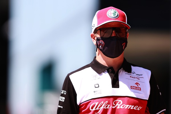 Raikkonen pronto per Sochi: "Sto molto bene, ci vediamo al prossimo GP"