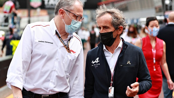 Prost: "Alpine irrispettosa, Rossi un uomo solo al comando"