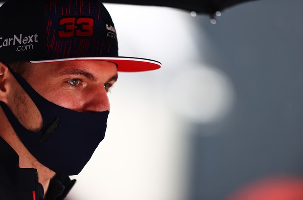 GP Russia, Verstappen: "Io sotto pressione? Lewis non mi conosce"