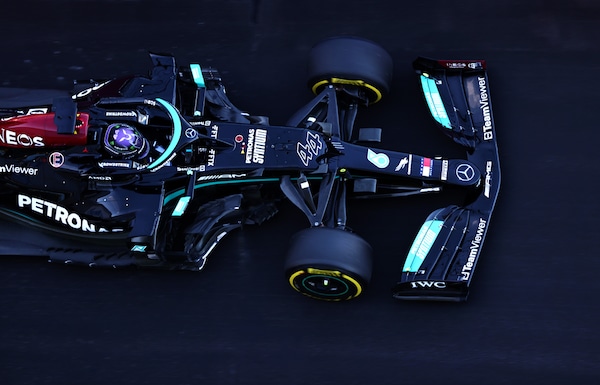 Hamilton: "Mi aspettavo di essere in prima fila, ma vittoria ancora alla portata"