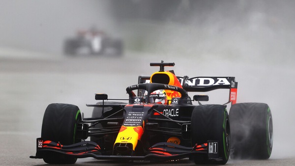 Horner e il fattore pista: "Con Mercedes ce la giocheremo 50:50"