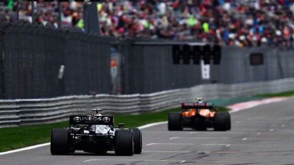 GP Russia, i team radio: Mercedes che chiamata, Leclerc gara f*****a, Norris "capoccione"