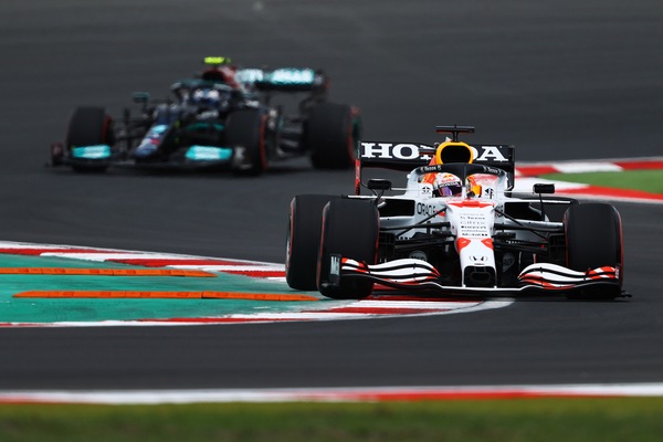 Verstappen, GP di Turchia in salita per problemi di bilanciamento