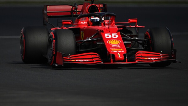 Sainz: "Abbiamo lavorato per risolvere i nostri problemi all'anteriore"