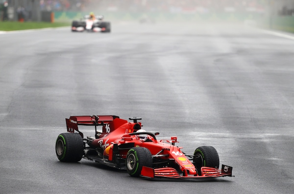Leclerc: "Fine settimana positivo in generale, ma sono deluso"