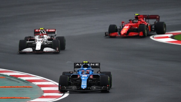 Ocon, 58 giri senza pit-stop: "Ancora un giro e avrei forato"