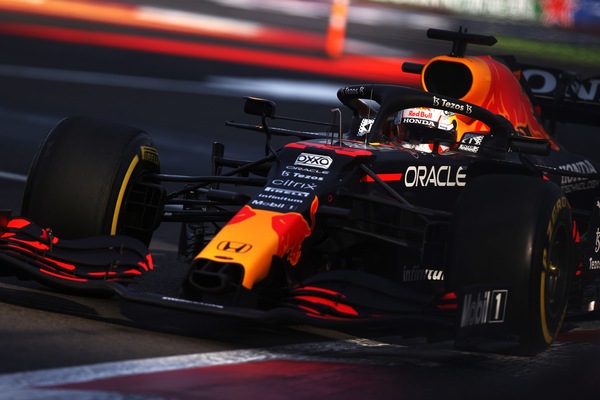 FP2, Verstappen: "Bella giornata, siamo messi bene. Crescita? Non siamo mai contenti "