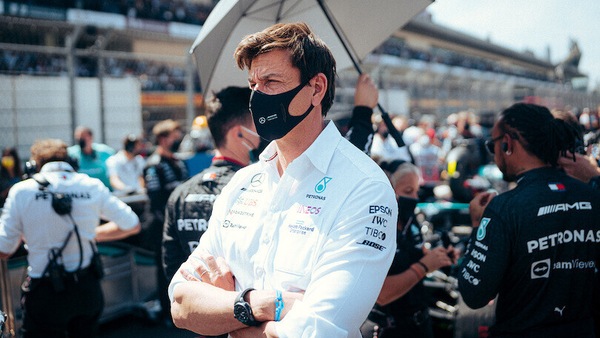 Wolff verso il GP del Brasile: "Dobbiamo recuperare, daremo tutto!"