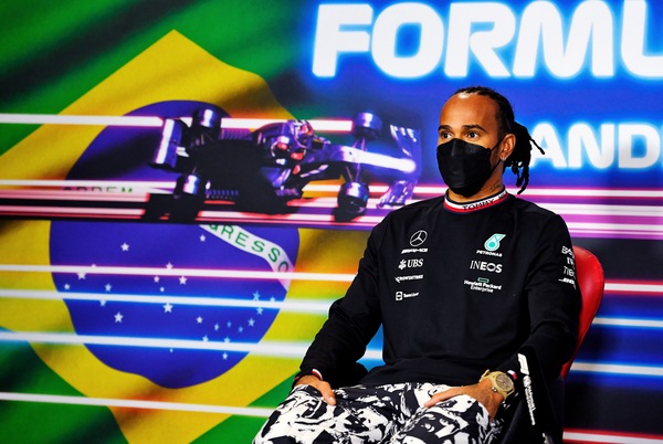 GP Brasile, Hamilton: "Red Bull veloce come in Messico? Sarebbe un problema"