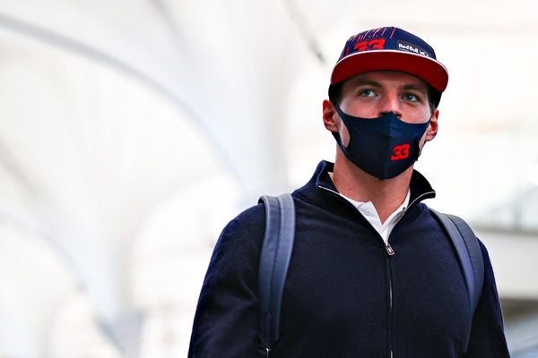 Verstappen, numero 1 sulla macchina in caso di titolo: "Quante volte capita?"