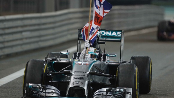 GP Abu Dhabi 2014: Hamilton, quella notte che può ancora ispirarlo