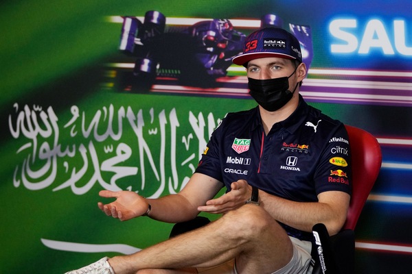 Verstappen: "E' semplice, non complichiamo le cose: so come andare forte"