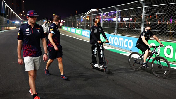 Verstappen: "Nuovo motore? Non avremmo il picco di Mercedes"