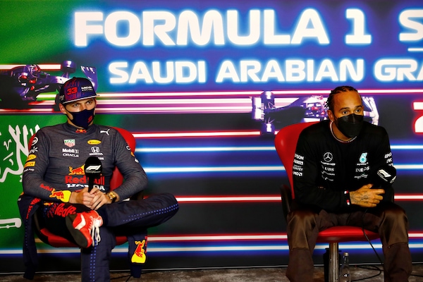F1 2022: via la conferenza stampa del giovedì e libere da 60 minuti