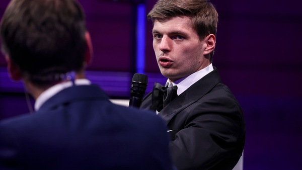 Verstappen: "C'è rispetto con Lewis e non ha motivo di lasciare"