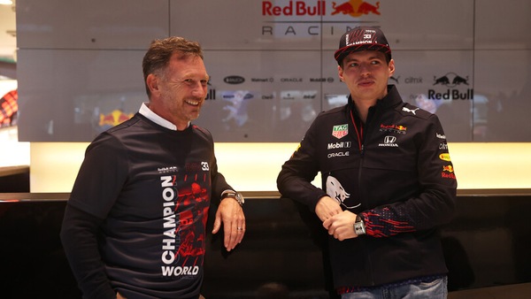 Horner: "Max con noi molto a lungo è un rapporto che va oltre i contratti"