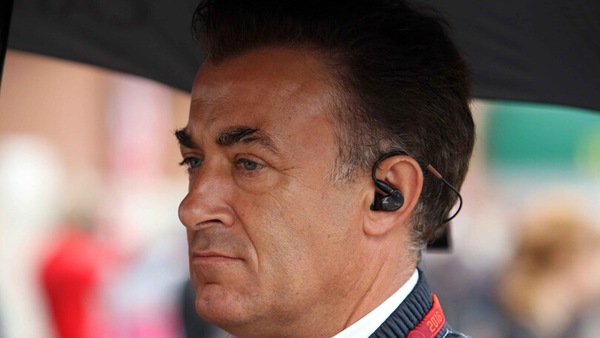 Alesi danneggia la casa del cognato, fermato dalla polizia