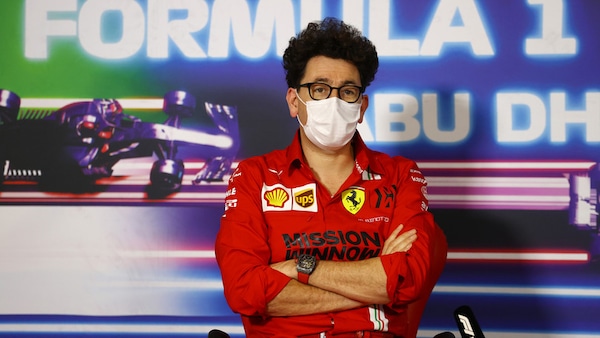 Binotto, tempo di valutazioni: "7 alla squadra, 8 a Leclerc e Sainz"