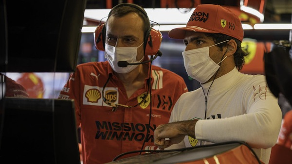 Sainz, orgoglio e risultati: "Con Ferrari nel medio e lungo periodo"