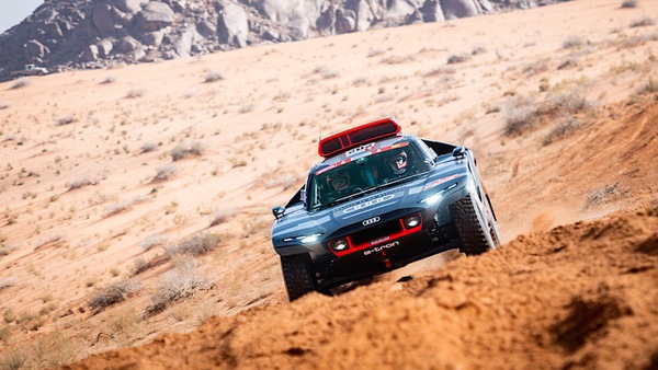 Dakar, Sainz polemico: “O siamo tutti stupidi o qualcosa è sbagliata”