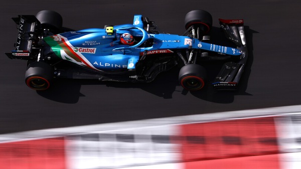 Ocon, osservare Verstappen ed Hamilton uno stimolo in più per un 2022 al vertice