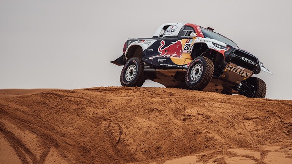 Dakar 2022, a Riyadh penalità per Al Rajhi, speciale ad Al Attiyah